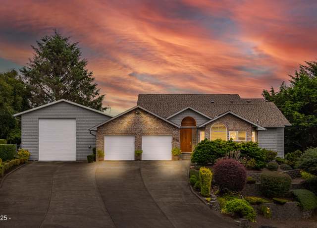 Property at 1055 NW Estate Dr, Seal Rock, OR 97376, 4 beds, 3.5 baths