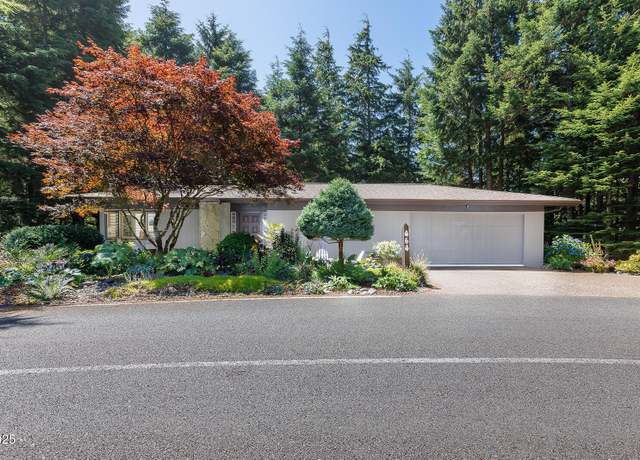 Property at 464 Salishan Hills Dr, Gleneden Beach, OR 97367, 3 beds, 2 baths
