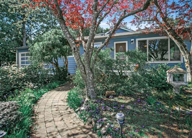 Property at 1420 SW Fairway Dr, Waldport, OR 97394, 3 beds, 2 baths