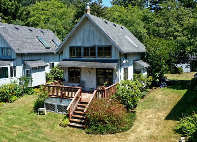 Property at 208 Combs Cir, Yachats, OR 97498, 1 bed, 2 baths