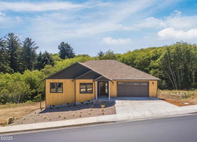 Property at 2622 NE 51st Ct, Lincoln City, OR 97367, 3 beds, 2 baths