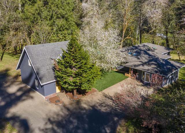 Property at 9060 US-20, Toledo, OR 97391, 3 beds, 2 baths