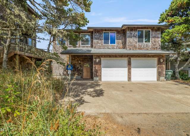 Property at 242 SW 27th St, Newport, OR 97365, 4 beds, 2 baths