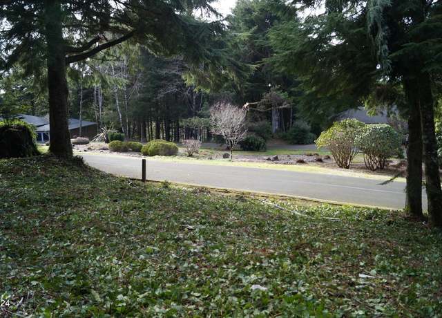 Property at 539 Fairway Dr, Gleneden Beach, OR 97388