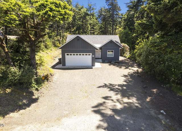 Property at 110 SE 40th St, South Beach, OR 97366, 3 beds, 2 baths