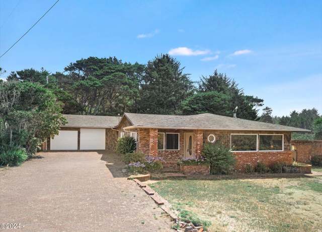 Property at 4711 SW Pacific Coast Hwy, Waldport, OR 97394, 2 beds, 3 baths