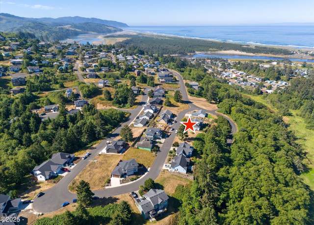 Property at 18 Lahaina Loop Rd, Pacific City, OR 97135