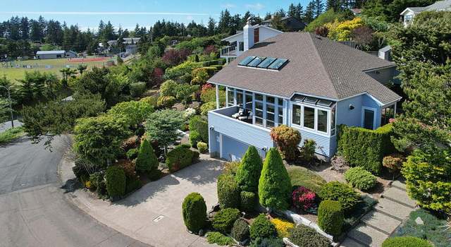Photo of 238 SE View Dr, Newport, OR 97365