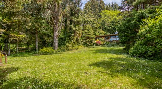 Photo of 206 Chief Albert Dr, Yachats, OR 97498