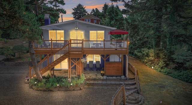 Photo of 1261 SW Iris Ln, Waldport, OR 97394