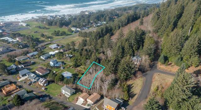 Photo of 208 Chief Albert Dr, Yachats, OR 97498