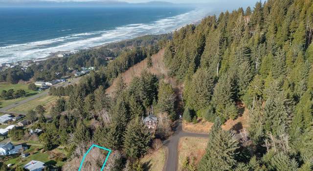 Photo of 210 Chief Albert Dr, Yachats, OR 97498