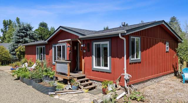 Photo of 186 NE Palmer St, Siletz, OR 97380