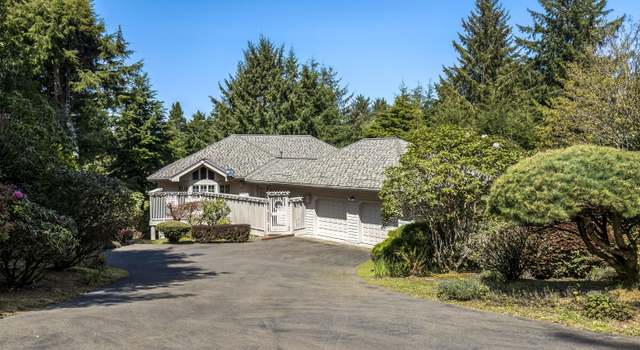 Photo of 536 Fairway Dr, Gleneden Beach, OR 97388