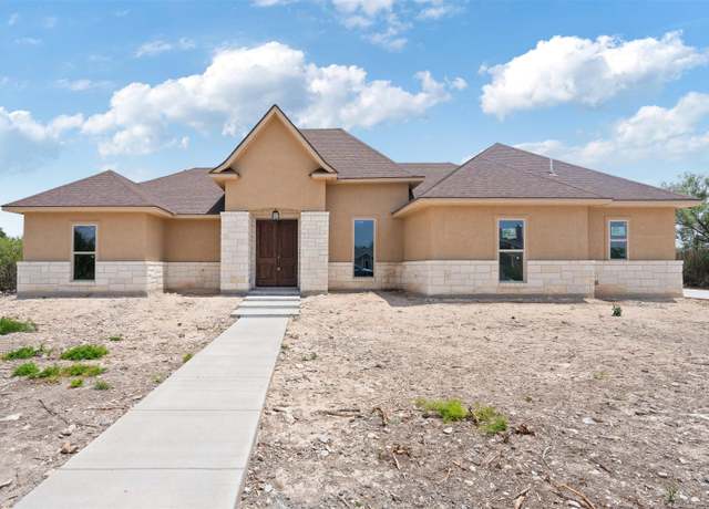 Property at 404 El Lago Camino, Del Rio, TX 78840, 3 beds, 2 baths