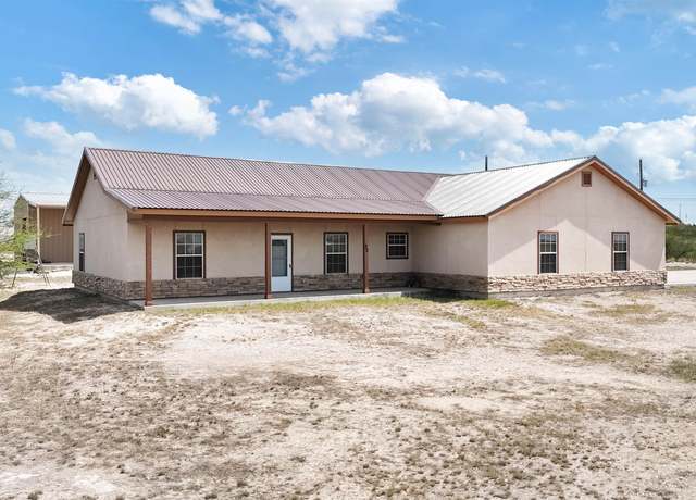 Property at 20 Skyline, Del Rio, TX, 3 beds, 2 baths