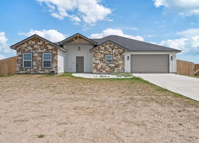 Property at 328 Kenwood, Del Rio, TX 78840, 3 beds, 2 baths