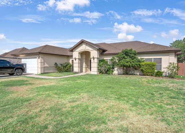 Property at 213 Saddle Blanket Trl, Del Rio, TX 78840, 3 beds, 2 baths