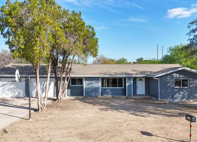 Property at 102 John Glenn Dr, Del Rio, TX 78840, 3 beds, 2 baths