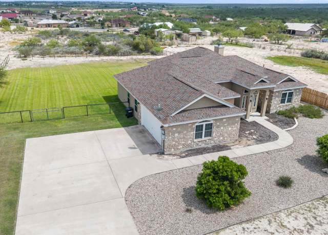 Property at 195 Dos Caballos, Del Rio, TX 78840, 3 beds, 2 baths