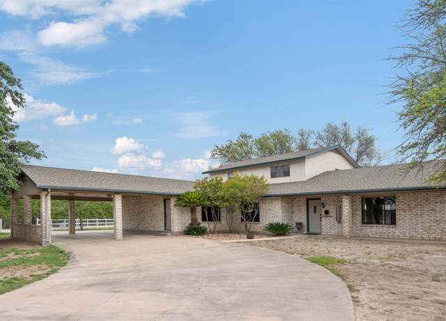 Property at 25 Sage Hl, Del Rio, TX 78840, 3 beds, 3 baths