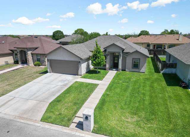 Property at 207 Javier Dr, Del Rio, TX 78840, 3 beds, 2 baths