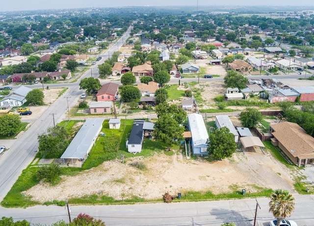 Property at 406 E Gutierrez St, Del Rio, TX 78840