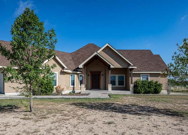 Property at 136 Dos Caballos, Del Rio, TX 78840, 3 beds, 2 baths