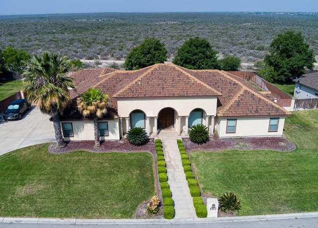 Property at 304 Ceniza Rdg, Del Rio, TX 78840, 4 beds, 3 baths