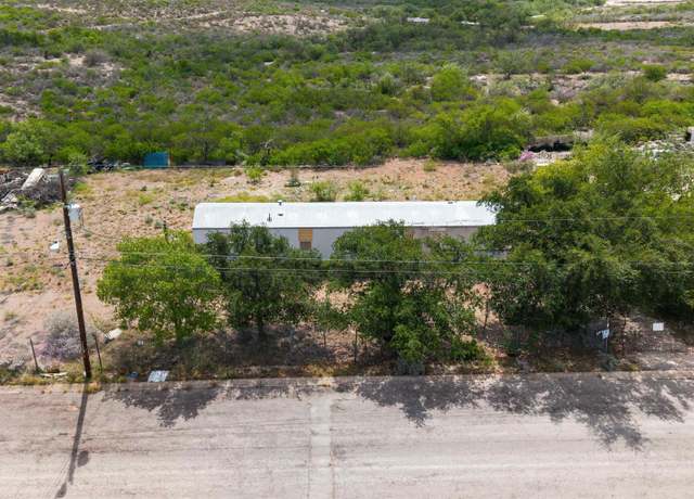 Property at 53 Dogwood St, Del Rio, TX 78840, 1 bed, 1 bath