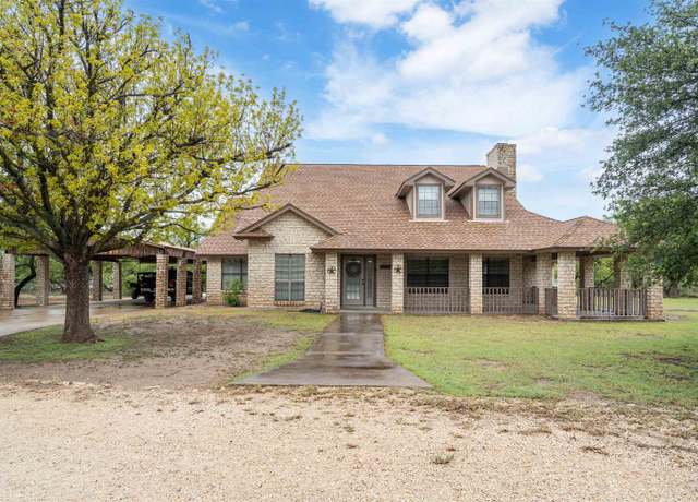 Property at 1072 Packsaddle Cir, Del Rio, TX 78840, 5 beds, 2 baths