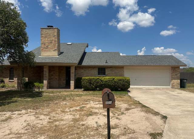 Property at 308 Enchanted Way, Del Rio, TX 78840, 3 beds, 2 baths