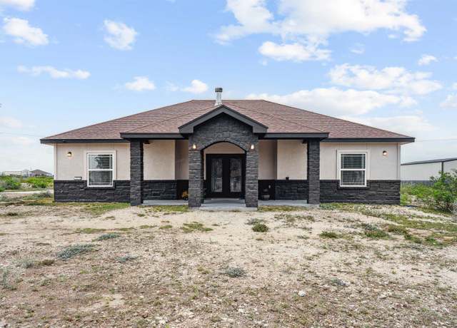 Property at 369 Lenawee Ave, Del Rio, TX 78840, 4 beds, 2 baths