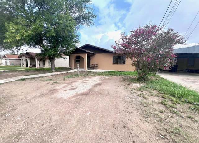 Property at 403 W 8th St, Del Rio, TX 78840, 4 beds, 1 bath