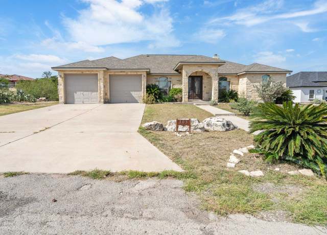 Property at 103 Plomada, Del Rio, TX 78840, 4 beds, 3 baths