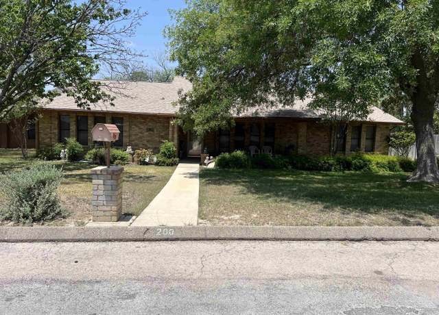 Property at 200 Far Hls, Del Rio, TX 78840, 3 beds, 2 baths