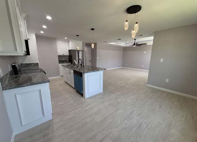 Property at 203 E Gutierrez, Del Rio, TX 78840, 3 beds, 2 baths