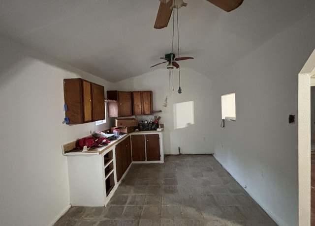 Property at 214 E Rodriguez St, Del Rio, TX 78840, 3 beds, 2 baths