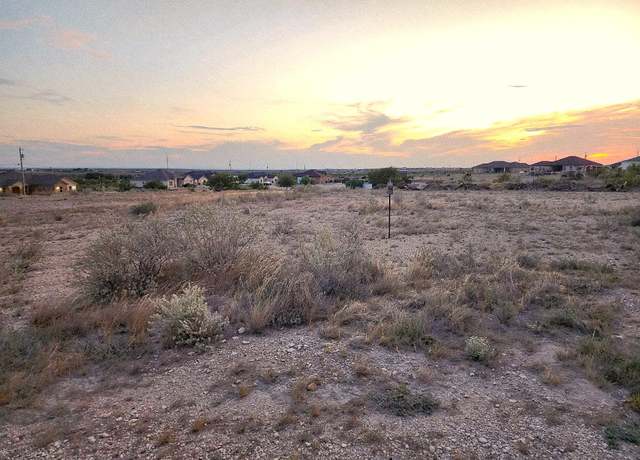Property at 57 Amanecer Ct, Del Rio, TX 78840