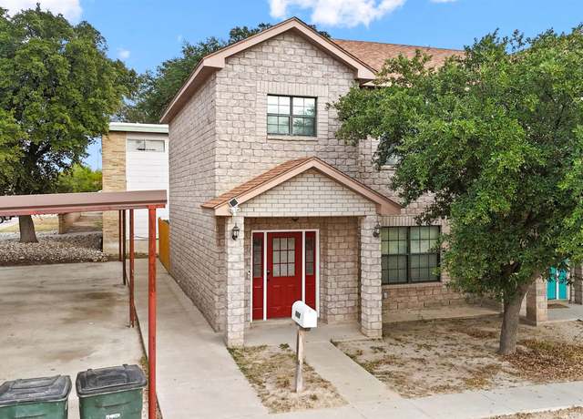 Property at 601 E 8th Unit A, Del Rio, TX 78840, 2 beds, 2 baths