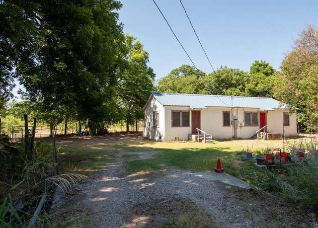 Property at 1700 Las Vacas St, Del Rio, TX 78840, 3 beds, 2 baths