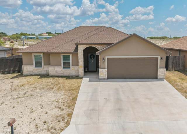 Property at 19 Dove Ave, Del Rio, TX 78840, 3 beds, 2 baths