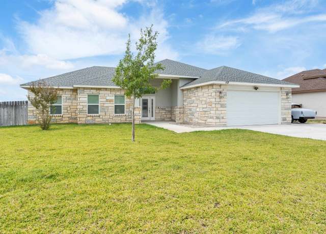 Property at 112 Sitting Bull Ln, Del Rio, TX 78840, 4 beds, 2 baths