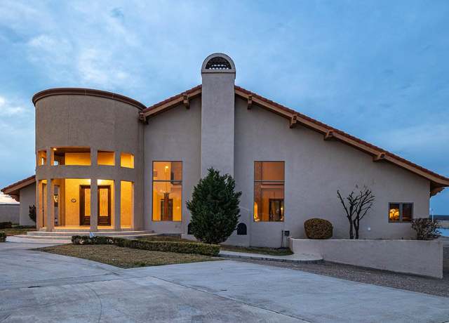 Property at 105 Glenn Cyn, Del Rio, TX 78840, 3 beds, 2 baths