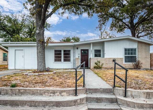 Property at 205 Jodobo Dr, Del Rio, TX 78840, 3 beds, 2 baths