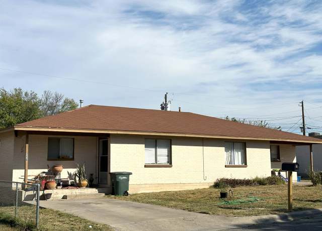 Property at 123 A & B Foster, Del Rio, TX 78840, 4 beds