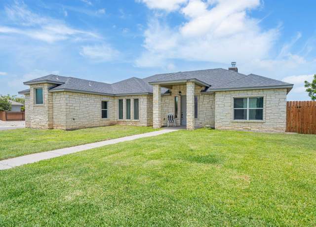 Property at 417 Quail Creek Dr, Del Rio, TX 78840, 3 beds, 2 baths