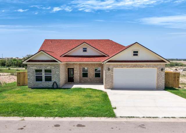 Property at 210 Jesus Flores Dr, Del Rio, TX 78840, 4 beds, 2 baths