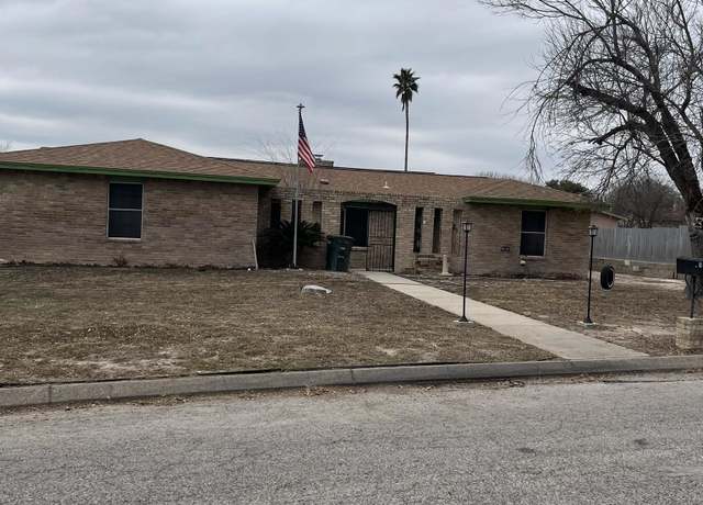 Property at 219 Peacepipe Trl, Del Rio, TX 78840, 4 beds, 2 baths
