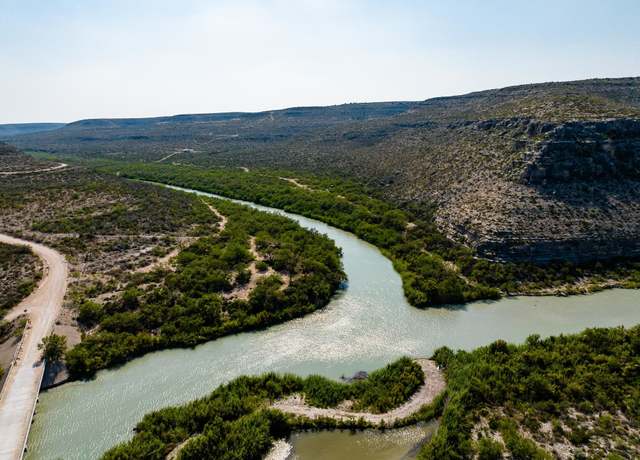 Property at 468 Fielders Draw Rd, Comstock, TX 78837